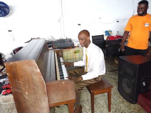 Piano Liberia 3